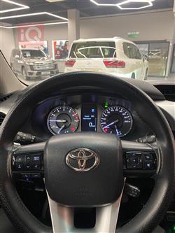 تويوتا هايلوكس